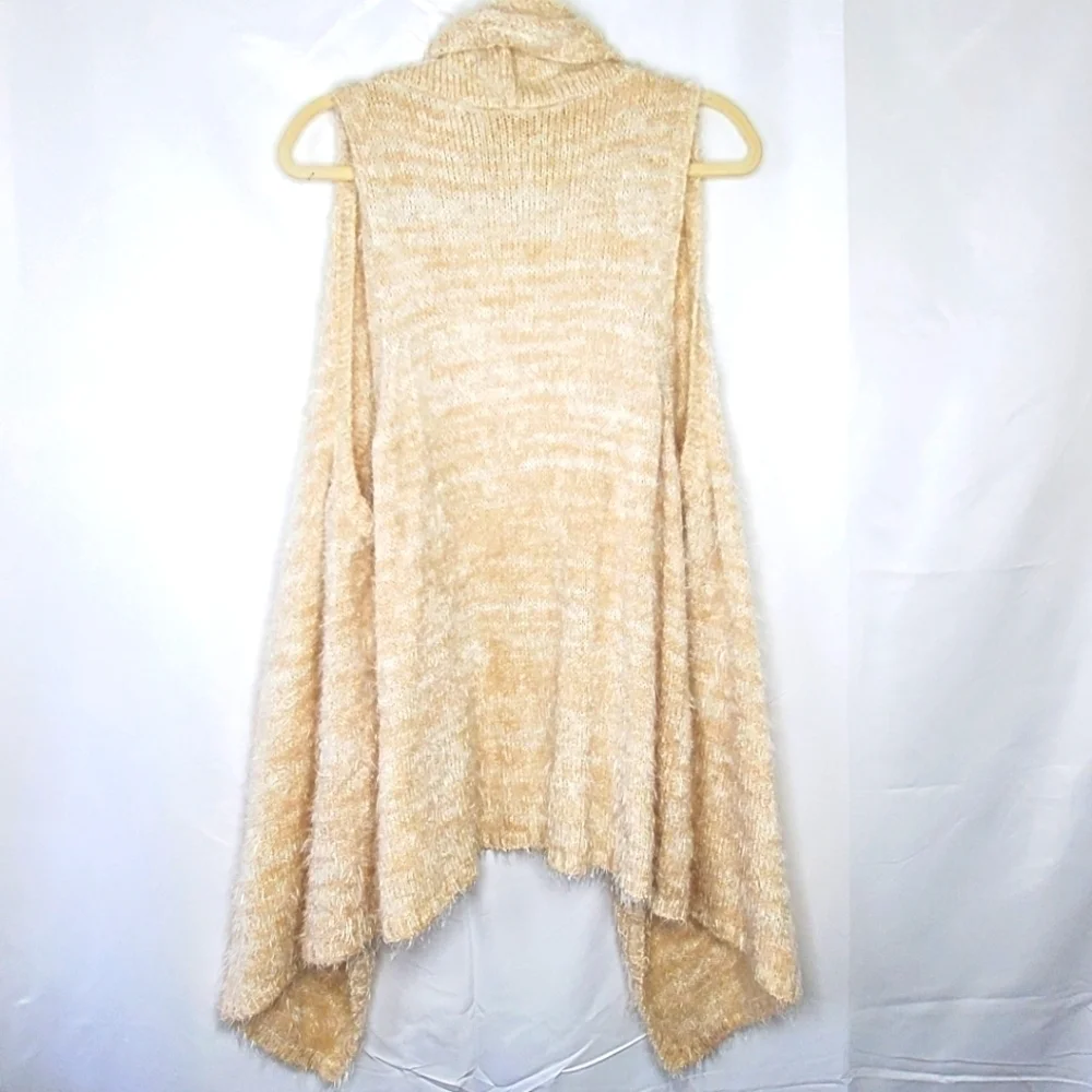 Kensie Fluffy Knit Sweater Vest XL Soft Sleeveless Neutral Eyelash Cardigan NEW‎